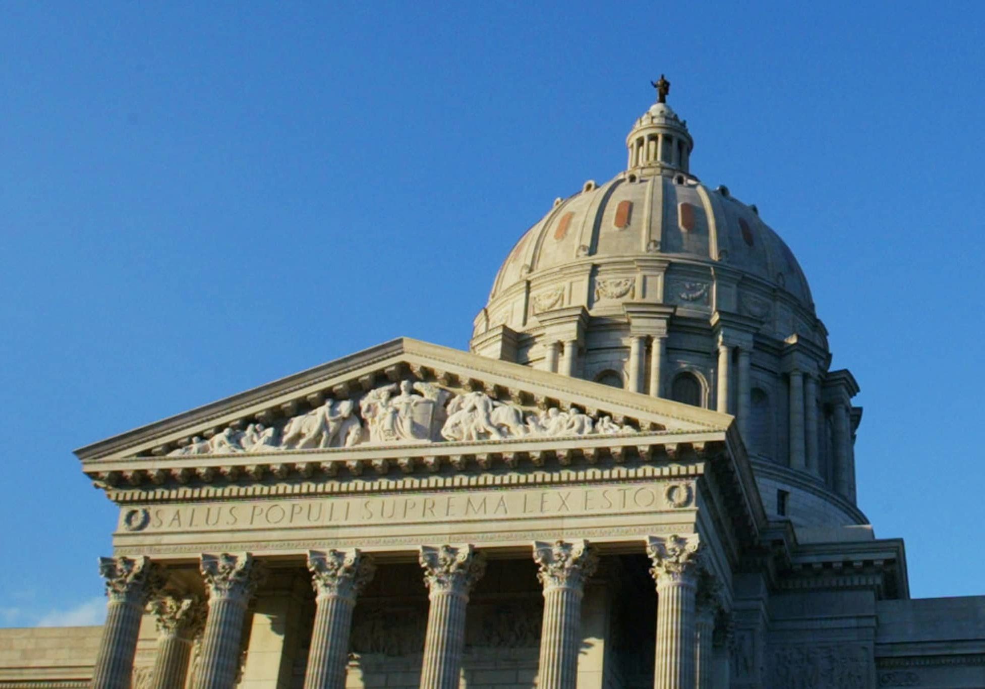ABORTION STATES The Missouri Statehouse is pictured in Jefferson City, Mo., in this 2004 photo. The Missouri House has voted in favor of a bill to ban abortions after a fetal heartbeat is detected. (CNS photo/Mike Segar, Reuters) See ABORTION-STATES March 1, 2019.